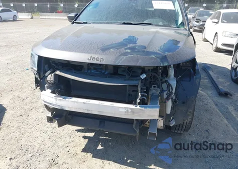 2018 Jeep Compass Sport 4X4 z USA, uszkodzony, nr VIN 3C4NJDAB3JT176569